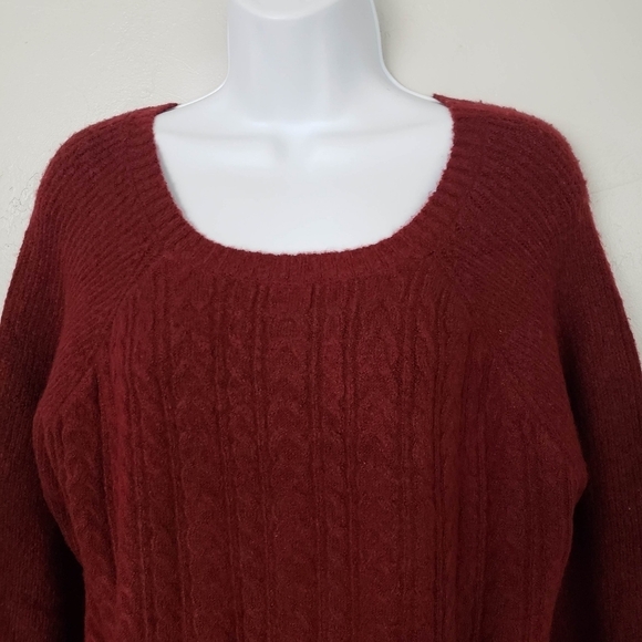 Olivia Sky NWT Women's Large Burgundy Red Long Sleeve Sweater Tunic Patch Pocket - Picture 2 of 7